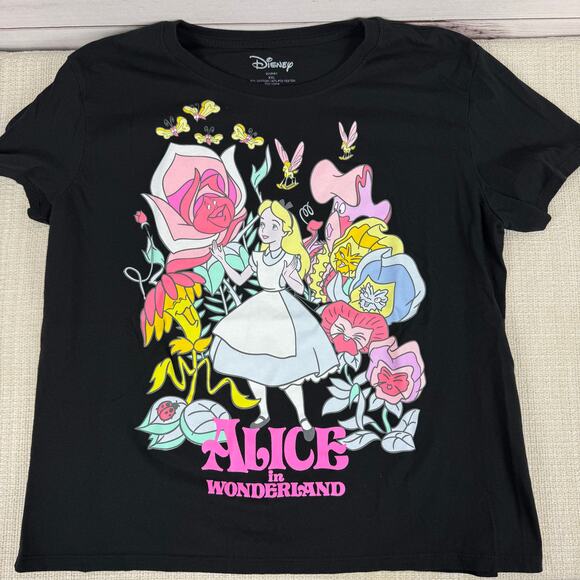 Disney Alice in Wonderland Juniors XXL Graphic Tee‎ - Picture 2 of 6